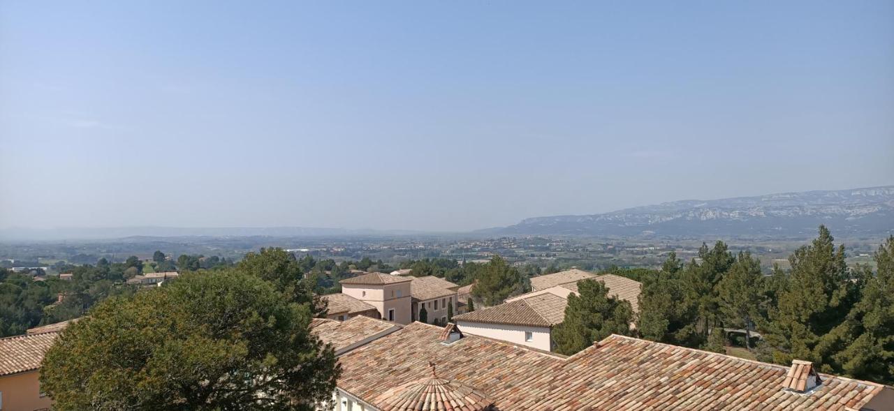 Charmant T2 Climatise Avec Belle Vue , Golf De Pont-Royal Mallemort Exterior photo