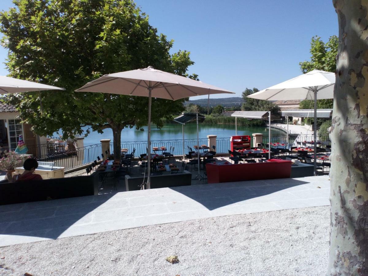 Charmant T2 Climatise Avec Belle Vue , Golf De Pont-Royal Mallemort Exterior photo